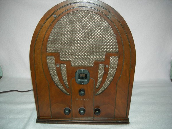 Philco Model 60 Cathedral Radio